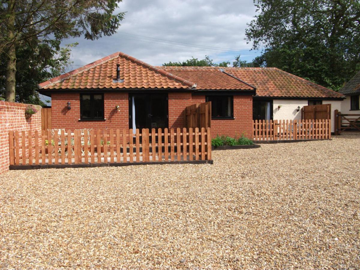 Withersdale Cross Cottages Mendham ภายนอก รูปภาพ